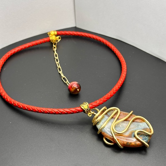 LEATHER + DRAGON SKIN AGATE NATURAL CHOKER NECKLACE size adjusted - Picture 6 of 10